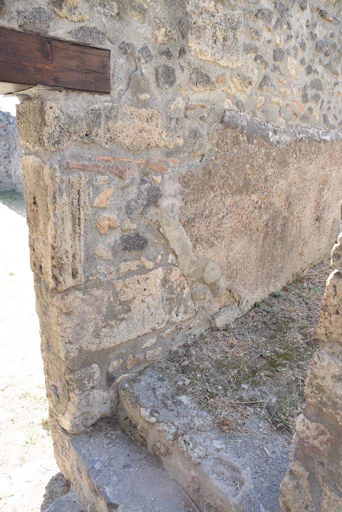 I.4.25/1.4.5 Pompeii. September 2020. Corridor leading to Services Area, on north side of Ala 13, steps to rooms 38 and 39.
Foto Tobias Busen, ERC Grant 681269 DCOR.
