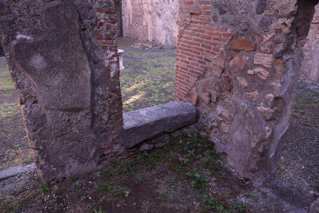 I.4.25 Pompeii. October 2019. Room 50, south-east corner showing three doorways.
Foto Tobias Busen, ERC Grant 681269 DCOR

