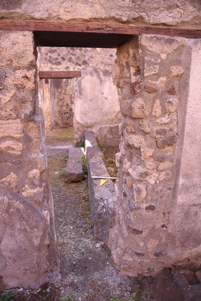 I.4.25 Pompeii. October 2019. Room 50, looking through doorway in south wall into room 51.
Foto Tobias Busen, ERC Grant 681269 DCOR


