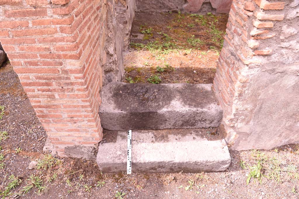 I.4.25 Pompeii. September 2019. Looking west to base of stairs, and into room 50.
Foto Tobias Busen, ERC Grant 681269 DCOR
