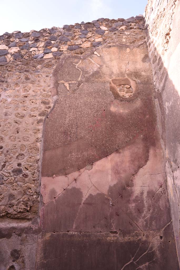 I.4.5 Pompeii. October 2019.
Room 20, looking towards upper walls in north-east corner of cubiculum 
Foto Tobias Busen, ERC Grant 681269 DÉCOR.
