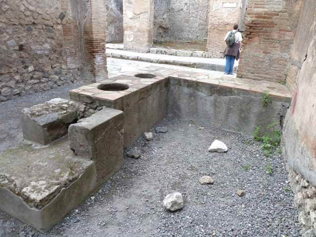I.4.27 Pompeii. December 2007. Remains of base of stairs against south wall.