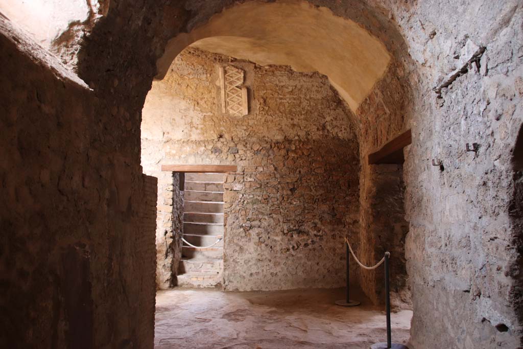 I.6.2 Pompeii. September 2019. Looking north along east wing of cryptoporticus towards north-east corner.
Photo courtesy of Klaus Heese.

