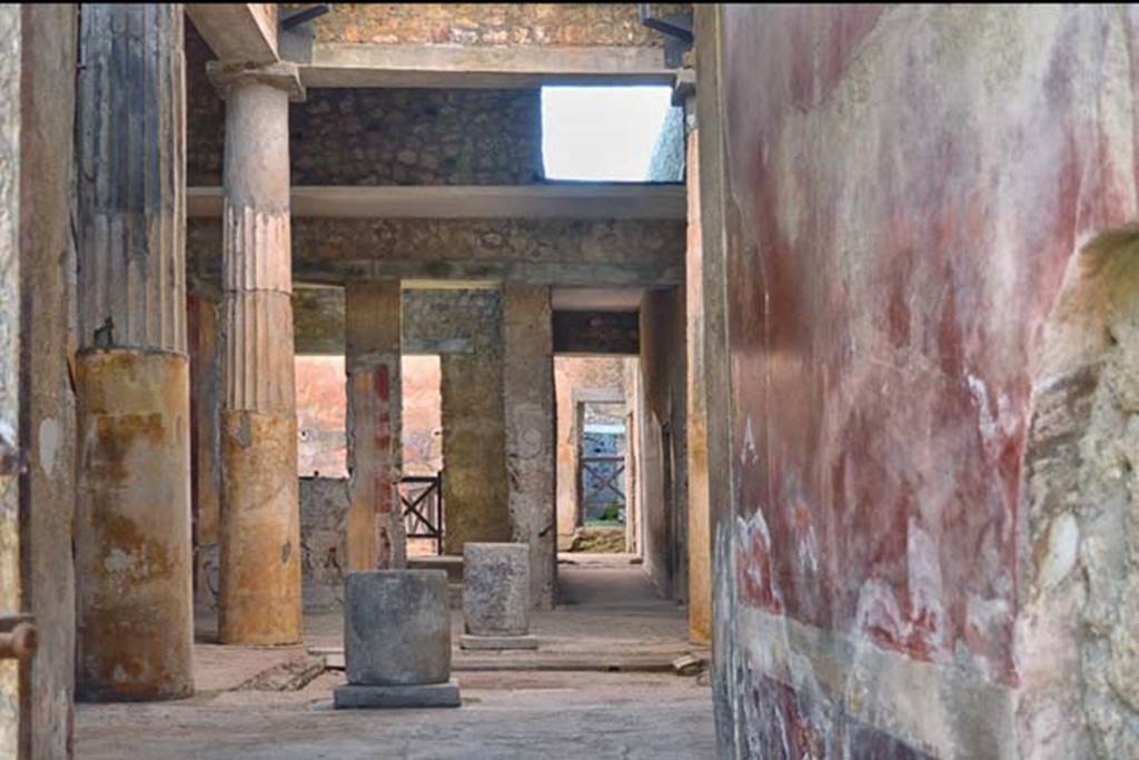 I.6.15 Pompeii. December 2007.  Entrance corridor.  East wall.  Painting of bird.