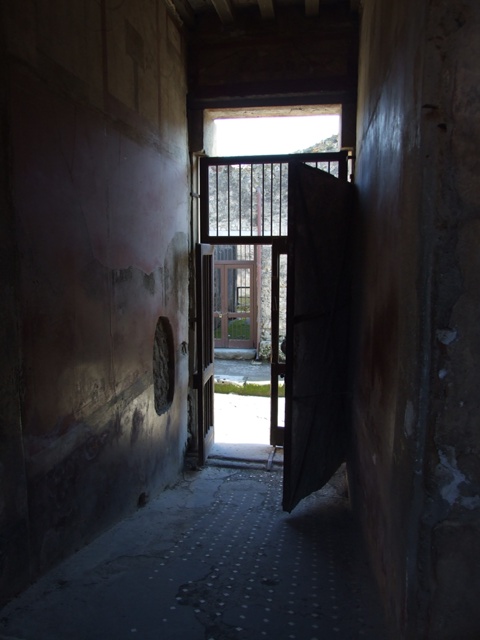 I.6.15 Pompeii. June 2019. Room 4, west side of atrium. Photo courtesy of Buzz Ferebee.