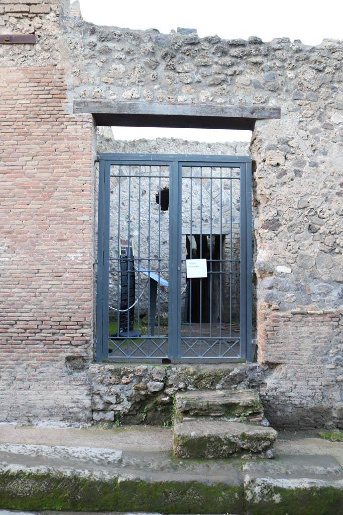 I.6.16 Pompeii. December 2018. 
Looking north to rear entrance to I.6.2, House of the Cryptoporticus. Photo courtesy of Aude Durand.
