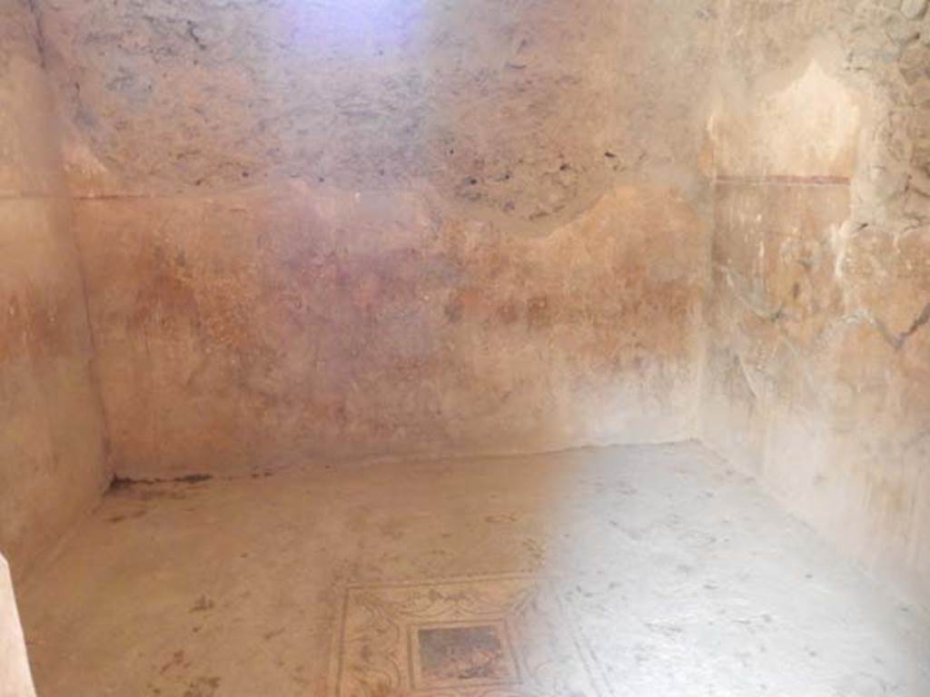 I.7.3 Pompeii. June 2012. Flooring of entrance corridor. Photo courtesy of Michael Binns.
