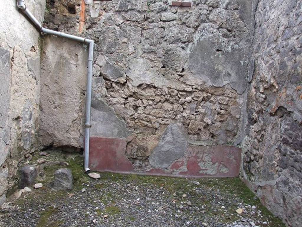 I.7.11 Pompeii. December 2006. South wall of room in north-west corner of I.7.10.