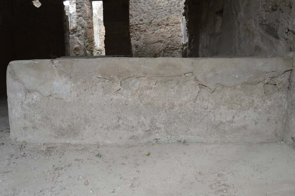 I.8.15 Pompeii. December 2018. Structure leaning against the north wall. Photo courtesy of Aude Durand.