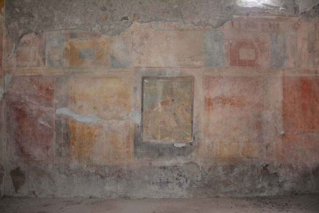 I.8.17 Pompeii. March 2019. Room 9, south-east corner and south wall at east end.
Foto Annette Haug, ERC Grant 681269 DCOR.
