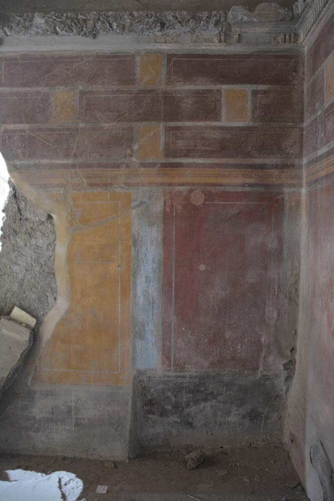 I.8.17 Pompeii. March 2019. Room 12, west wall at north end in north-west corner.
Foto Annette Haug, ERC Grant 681269 DCOR.
