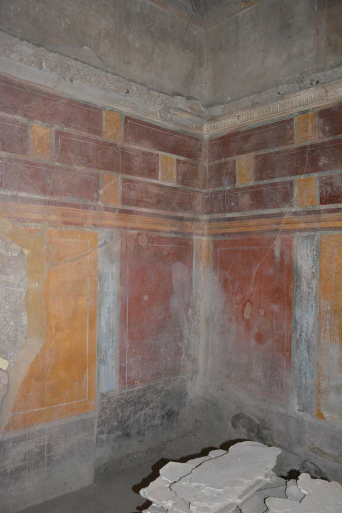 I.8.17 Pompeii. October 2019. Room 12, north-west corner.
Foto Annette Haug, ERC Grant 681269 DCOR.

