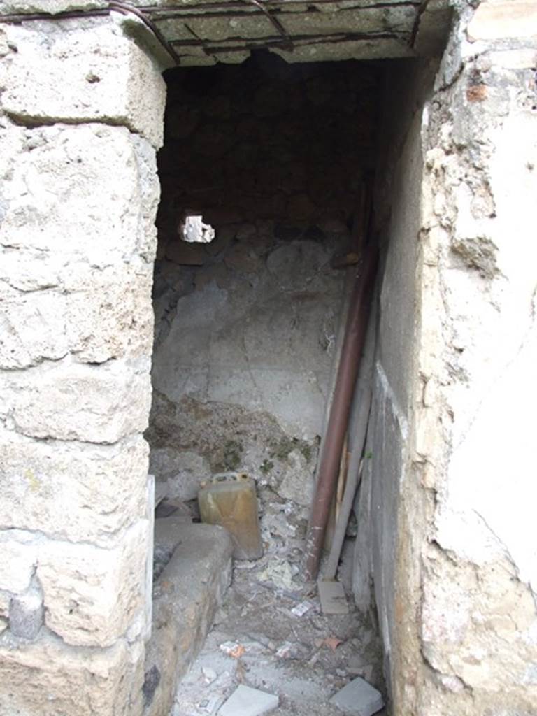 I.9.14 Pompeii. March 2009. Small room on north side of entrance