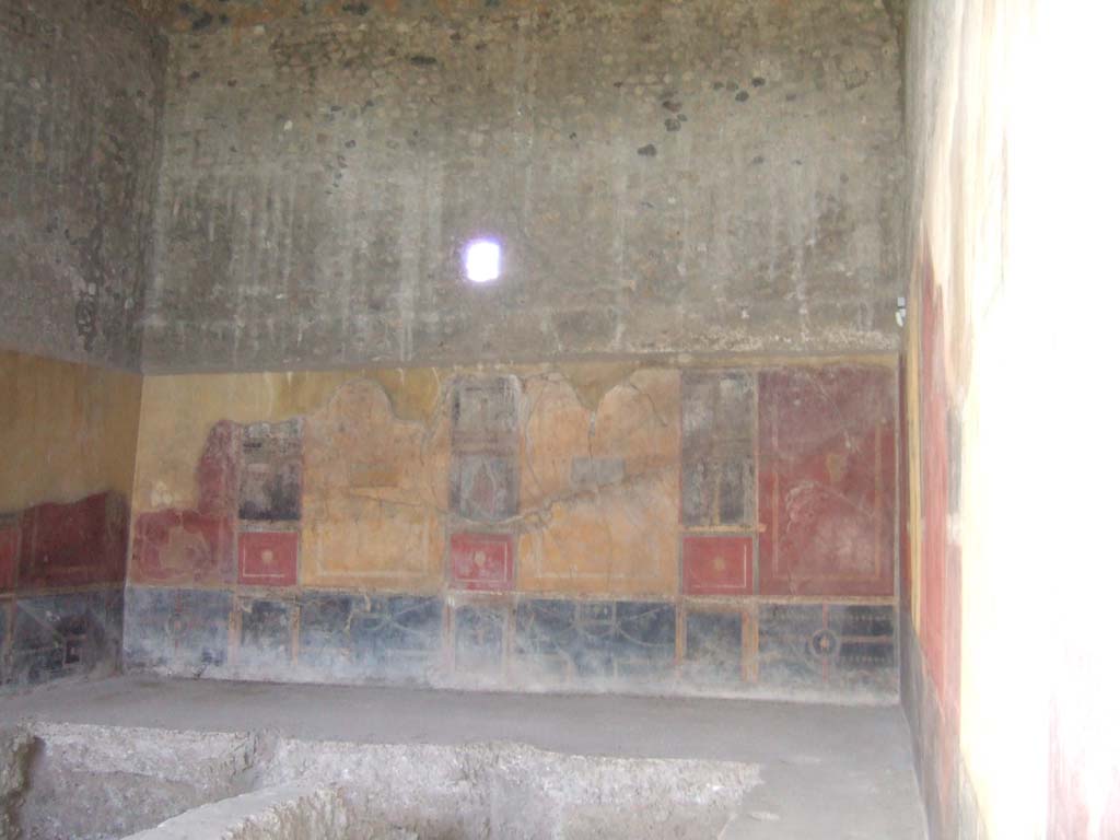 I.10.4 Pompeii. May 2006. Room 18, east wall.