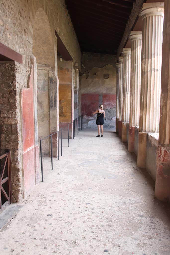 I.10.4 Pompeii. September 2021. Looking west along south portico. Photo courtesy of Klaus Heese.