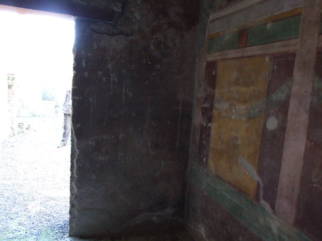 I.11.14 Pompeii. December 2006. North-west corner of oecus, near doorway to peristyle.  
