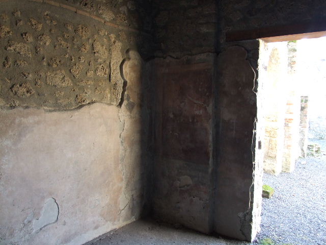 I.11.14 Pompeii. December 2006. South-west corner of oecus, near doorway to peristyle.  