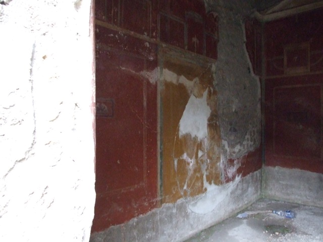 I.11.17 Pompeii. December 2007. Doorway to room 2, to south of entrance