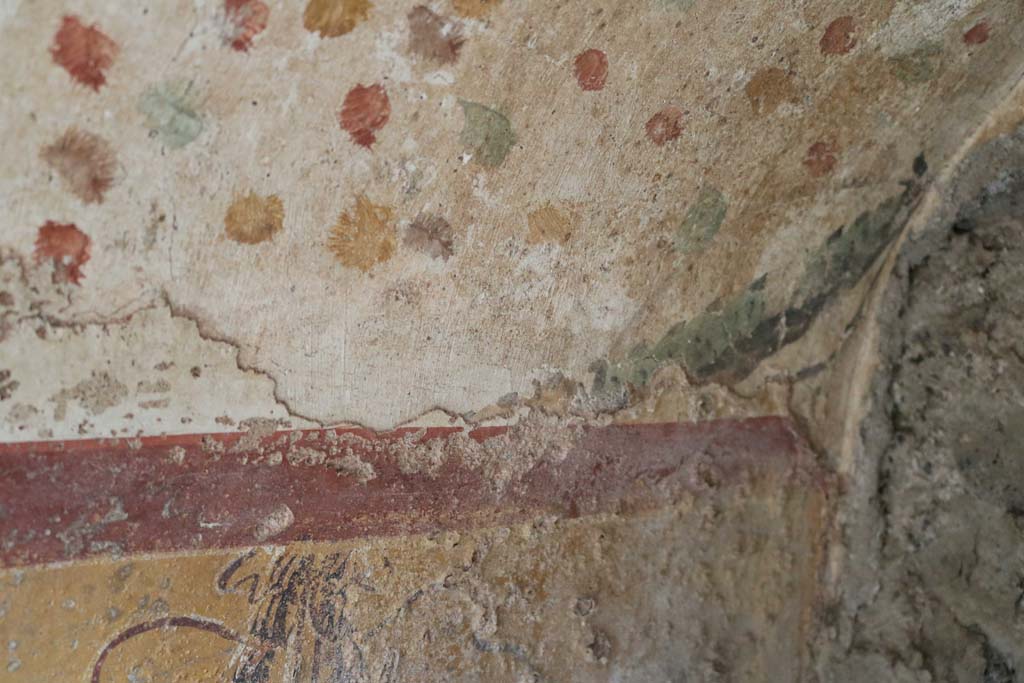 I.12.5 Pompeii. December 2018. Detail from north end of painted lararium. Photo courtesy of Aude Durand.