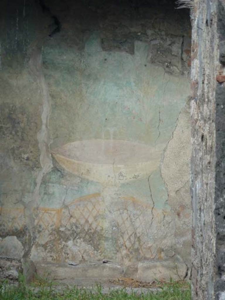 I.12.16 Pompeii. September 2015. Garden painting visible from the entrance.   