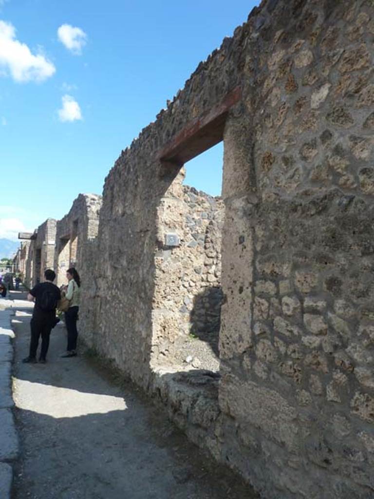I.13.3 Pompeii. September 2015. Looking towards entrance doorway.