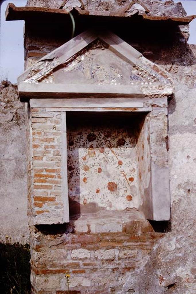 I.13.12 Pompeii. 1964. Lararium on west side of atrium. Photo by Stanley A. Jashemski.
Source: The Wilhelmina and Stanley A. Jashemski archive in the University of Maryland Library, Special Collections (See collection page) and made available under the Creative Commons Attribution-Non Commercial License v.4. See Licence and use details.
J64f1889
