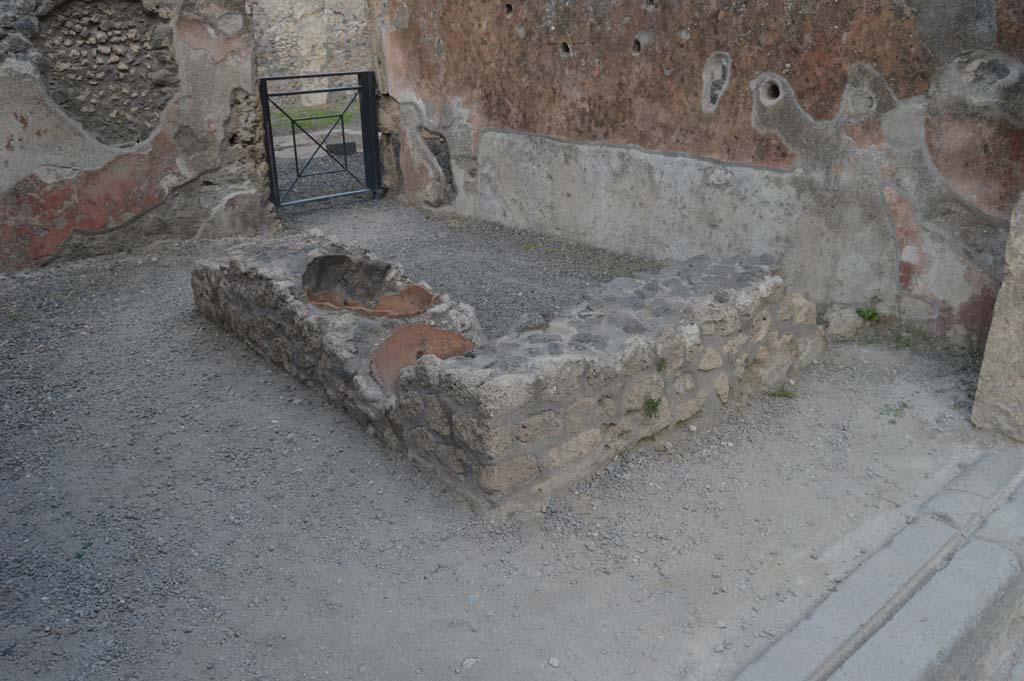 I.13.13 Pompeii. May 2003. Looking towards the east wall, and remains of counter. 
Photo courtesy of Nicolas Monteix.
