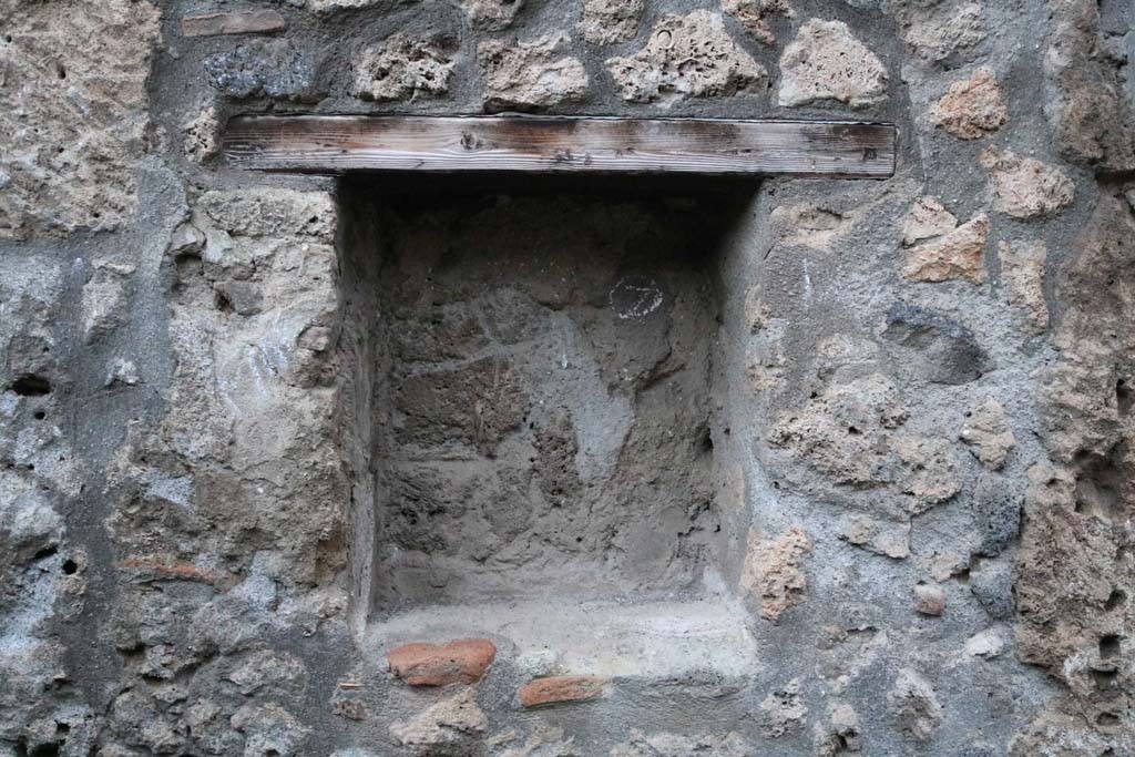 I.14.6 Pompeii. December 2018. Looking towards niche in west wall. Photo courtesy of Aude Durand.