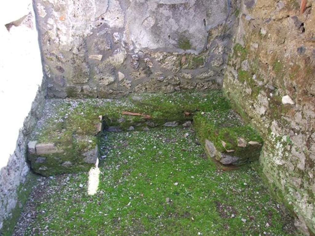 I.14.7 Pompeii.  March 2009.  Kitchen with latrine.