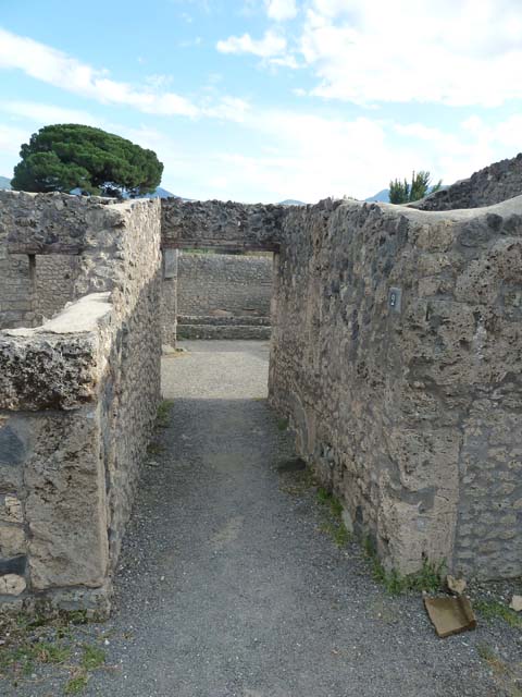I.21.2 Pompeii. September 2015. Entrance doorway.