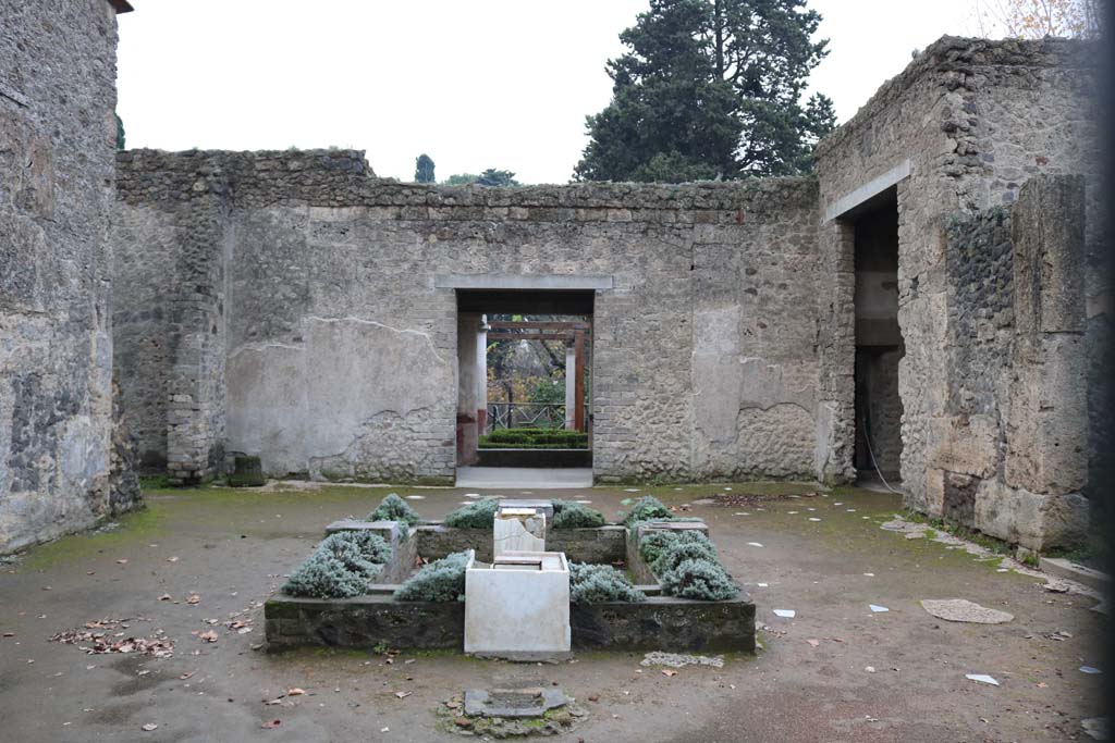 II.2.2 Pompeii. May 2016. Room 2, looking north across atrium to entrance. Photo courtesy of Buzz Ferebee.
