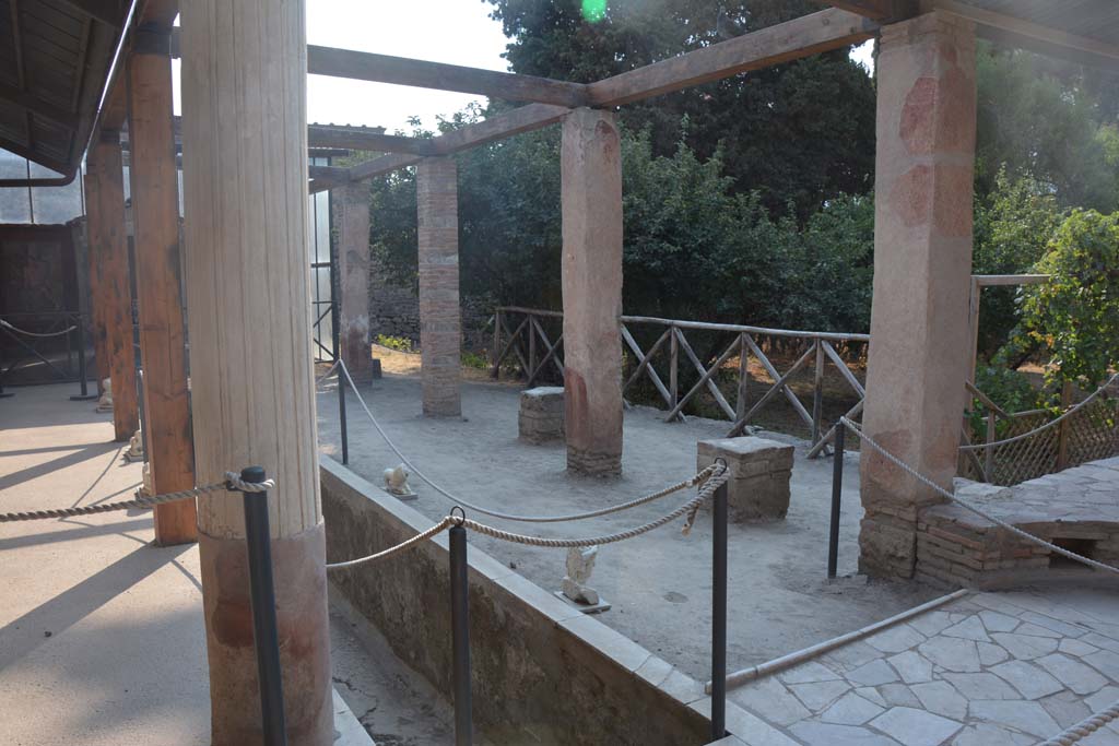 II.2.2 Pompeii. July 2017. Room “i”, looking south-east. 
Foto Annette Haug, ERC Grant 681269 DÉCOR.

