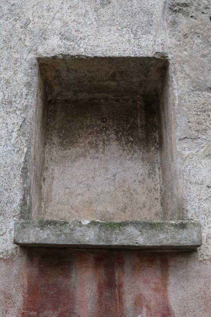 II.2.3 Pompeii. December 2018. Square niche set into west wall. Photo courtesy of Aude Durand. 