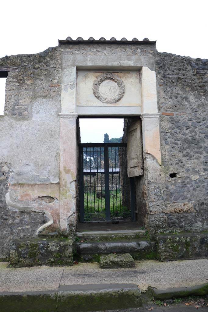 II.2.4 Pompeii. December 2018. 
Looking south towards entrance doorway. Photo courtesy of Aude Durand. 
