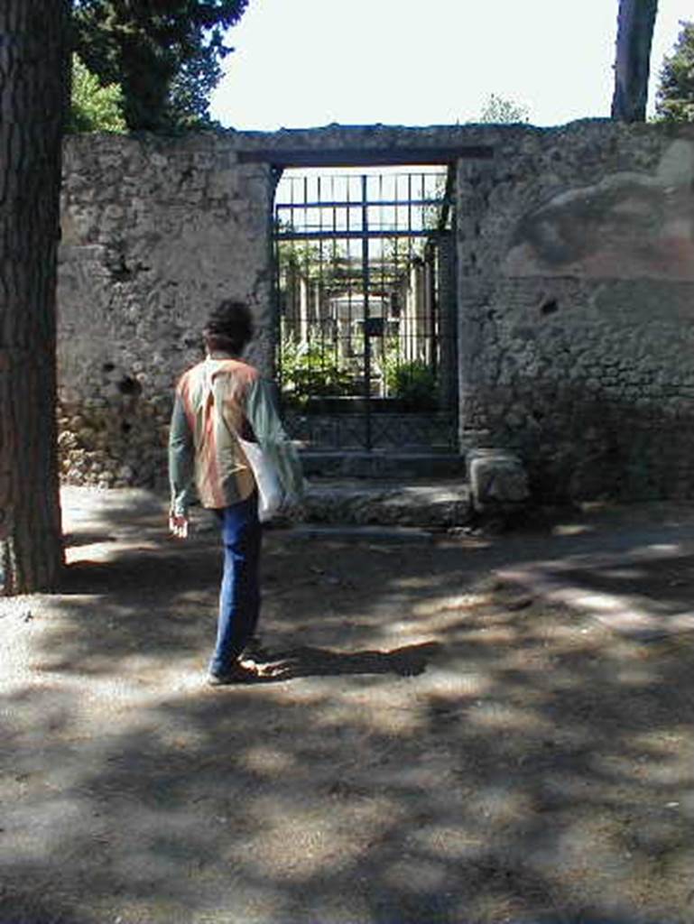 II.2.5 Pompeii. May 2005.  Entrance.