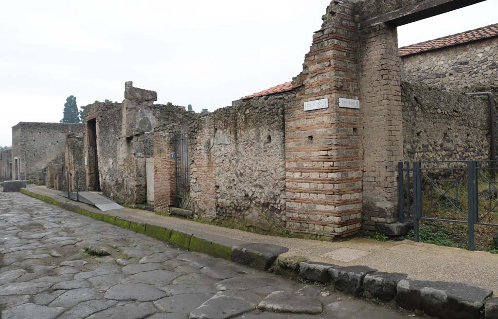 II.3.1, Pompeii, on right. December 2018. Entrance doorway for steps to upper floor. Photo courtesy of Aude Durand.
