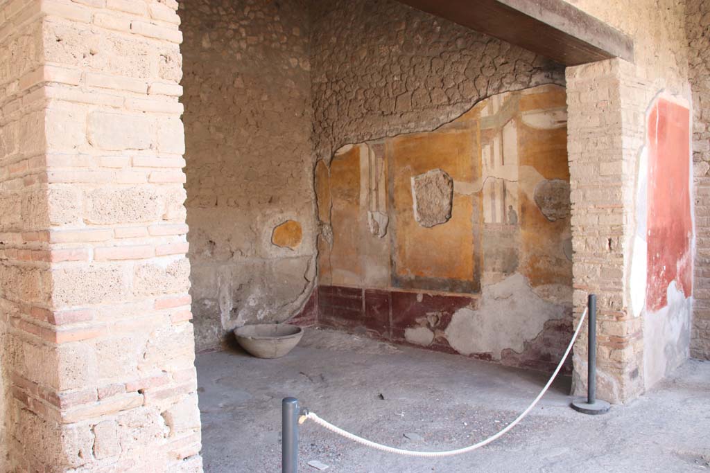 II.3.3 Pompeii. September 2017. Room 9, looking towards south wall. Photo courtesy of Klaus Heese.


