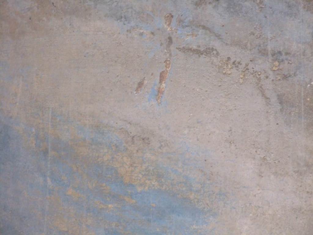 II.3.3 Pompeii. March 2009. Room 10, south wall with remains of painting of flying cherub.
