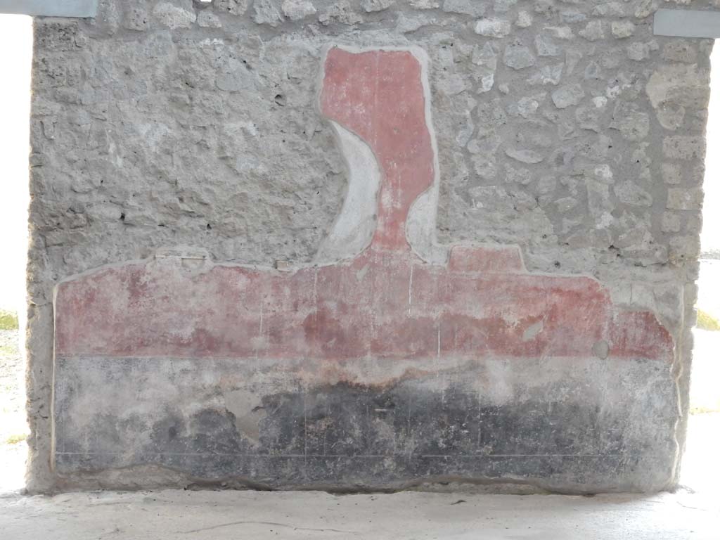 II.4.10 Pompeii. September 2019. Painted wall decoration in south-east corner of atrium.
Photo courtesy of Klaus Heese.
