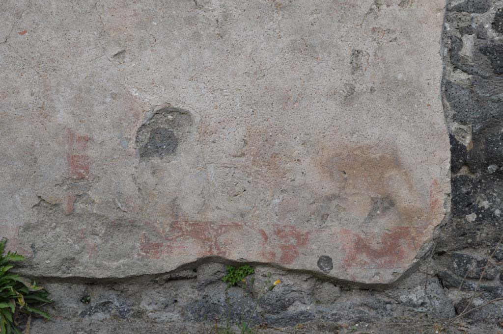 II.8.2 Pompeii, March 2019. Detail of remaining painted stucco/plaster on south (right) side of doorway. 
Foto Taylor Lauritsen, ERC Grant 681269 DÉCOR.

