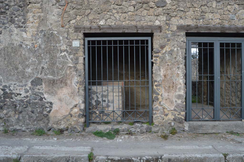 II.8.3 Pompeii, in centre. March 2019. Looking towards doorway on east side of Via di Nocera. 
Foto Taylor Lauritsen, ERC Grant 681269 DÉCOR.
