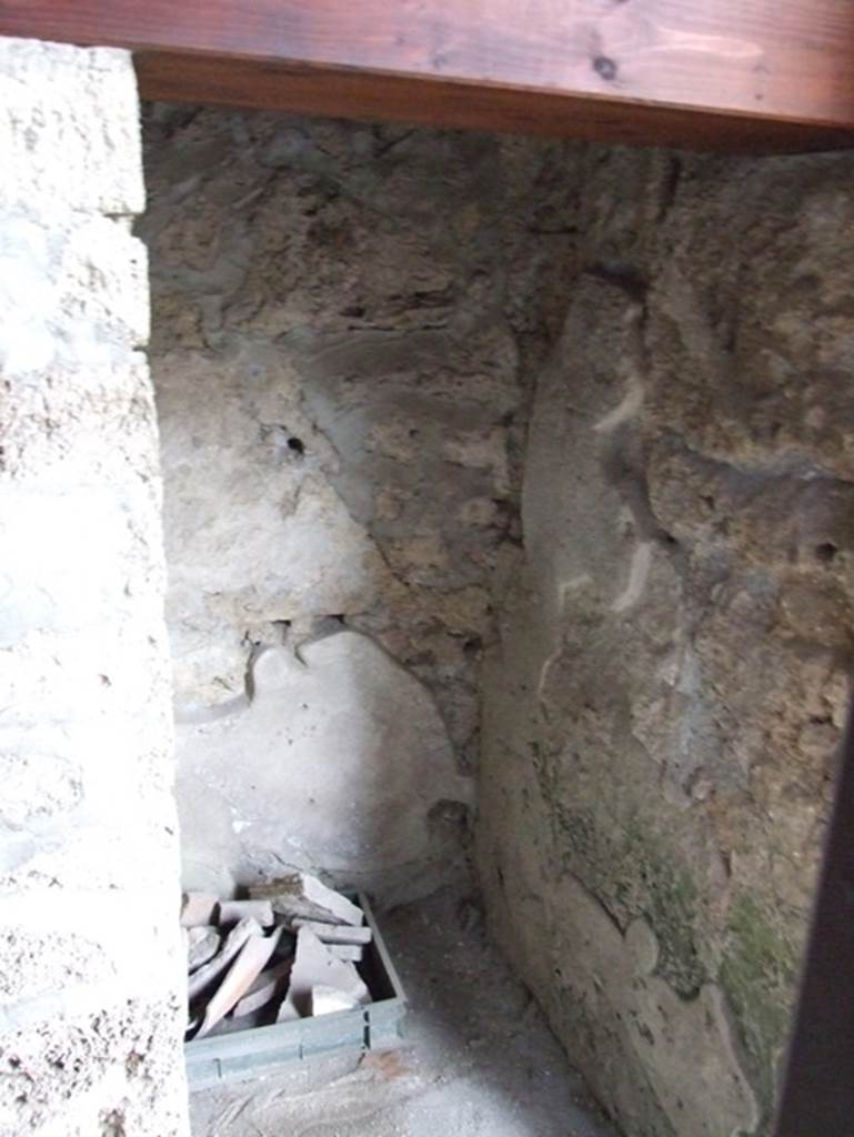 II.9.2 Pompeii. December 2007. Small room 2, a narrow wooden staircase, on south side of entrance corridor 1.