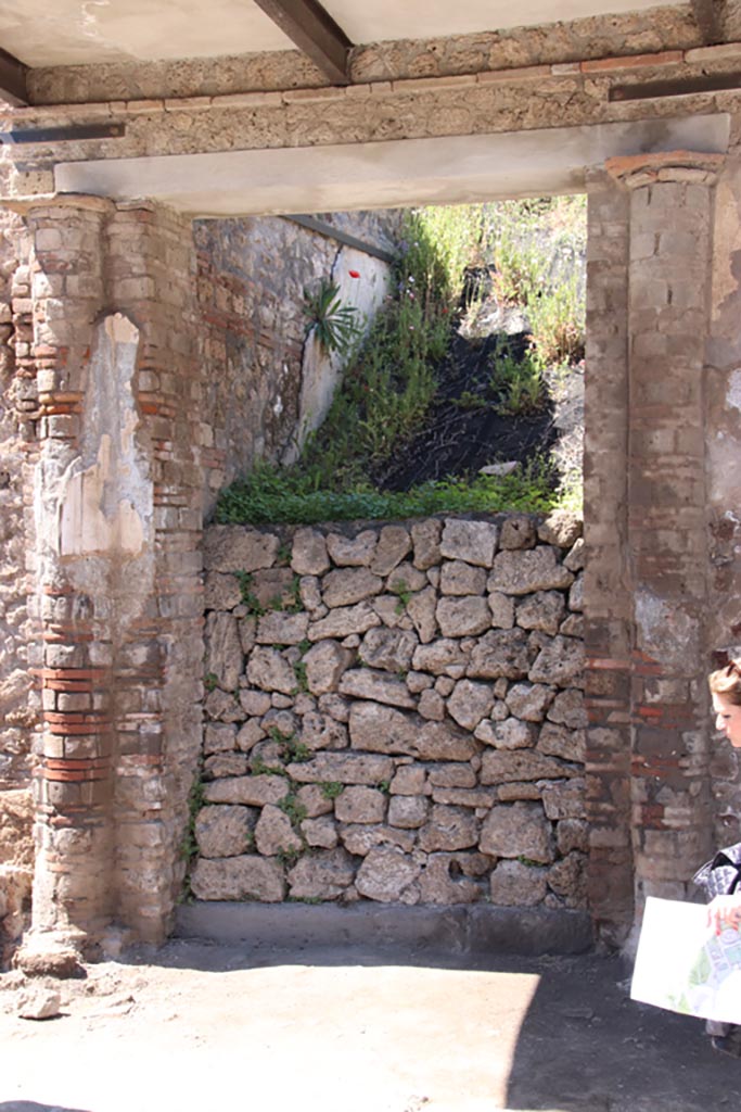 III.5.2 Pompeii. May 2024. Looking north towards entrance doorway. Photo courtesy of Klaus Heese.