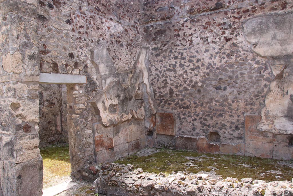 V.1.7 Pompeii. May 2024. Room 14, looking south-west from atrium, with doorway into room 15, on left. Photo courtesy of Klaus Heese.