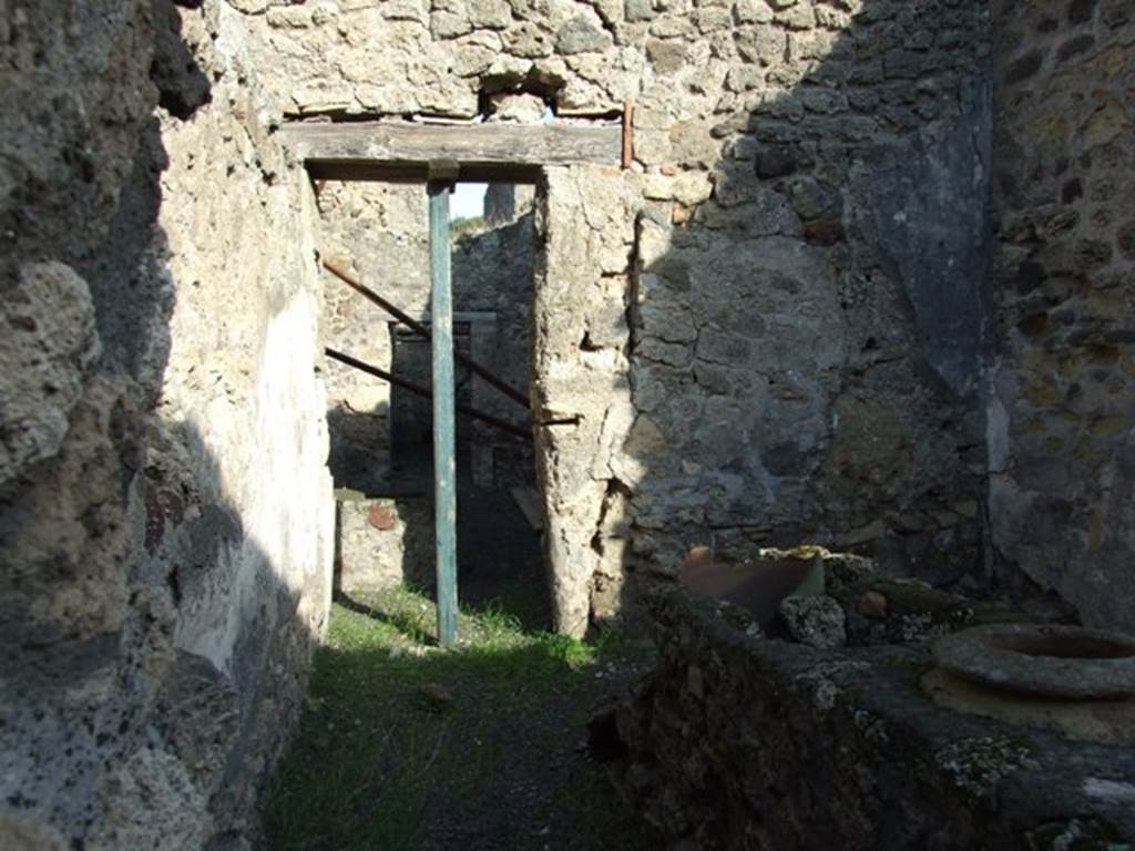 V.2.b Pompeii. December  2007. Looking east to rear rooms, part of V.2.c.  