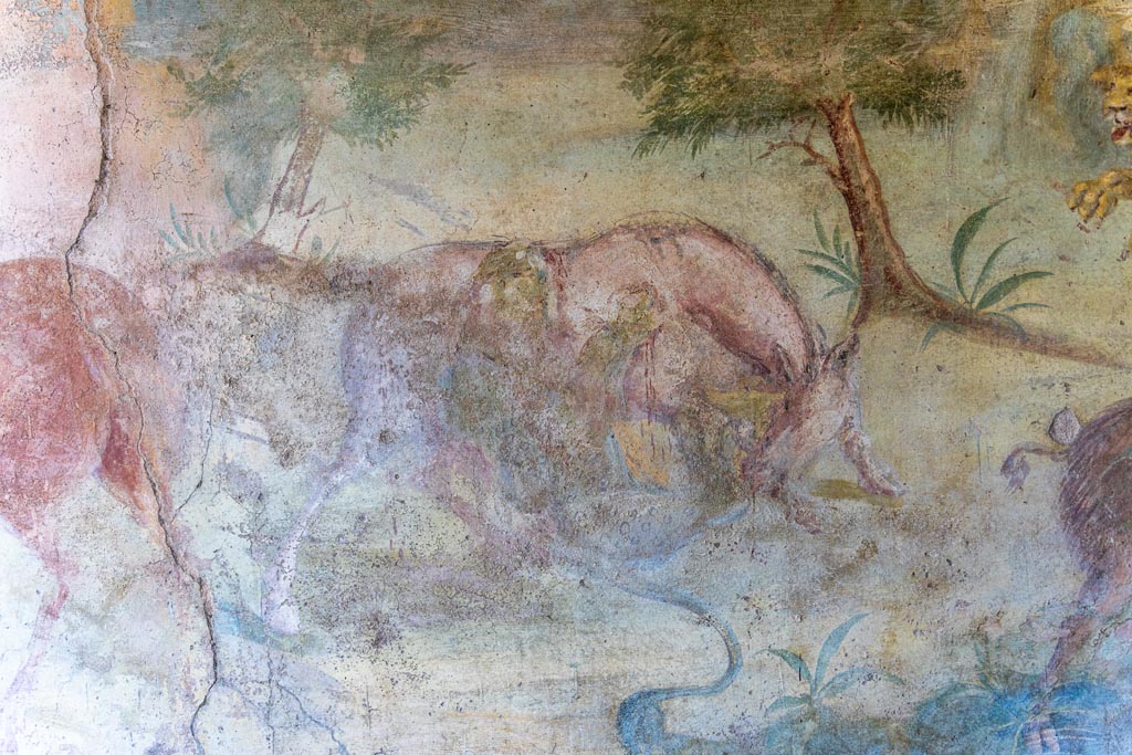 V.4.a Pompeii. October 2023. Detail of animal in centre of panel. Photo courtesy of Johannes Eber.