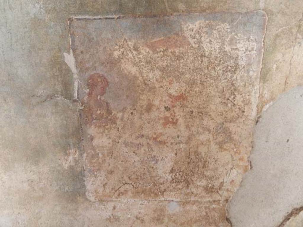 V.4.a Pompeii. May 2015. Summer triclinium, unidentified faded painting on south wall. Photo courtesy of Buzz Ferebee.
