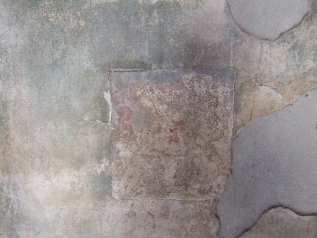 V.4.a Pompeii.  May 2006. Summer triclinium, unidentified faded painting on south wall.