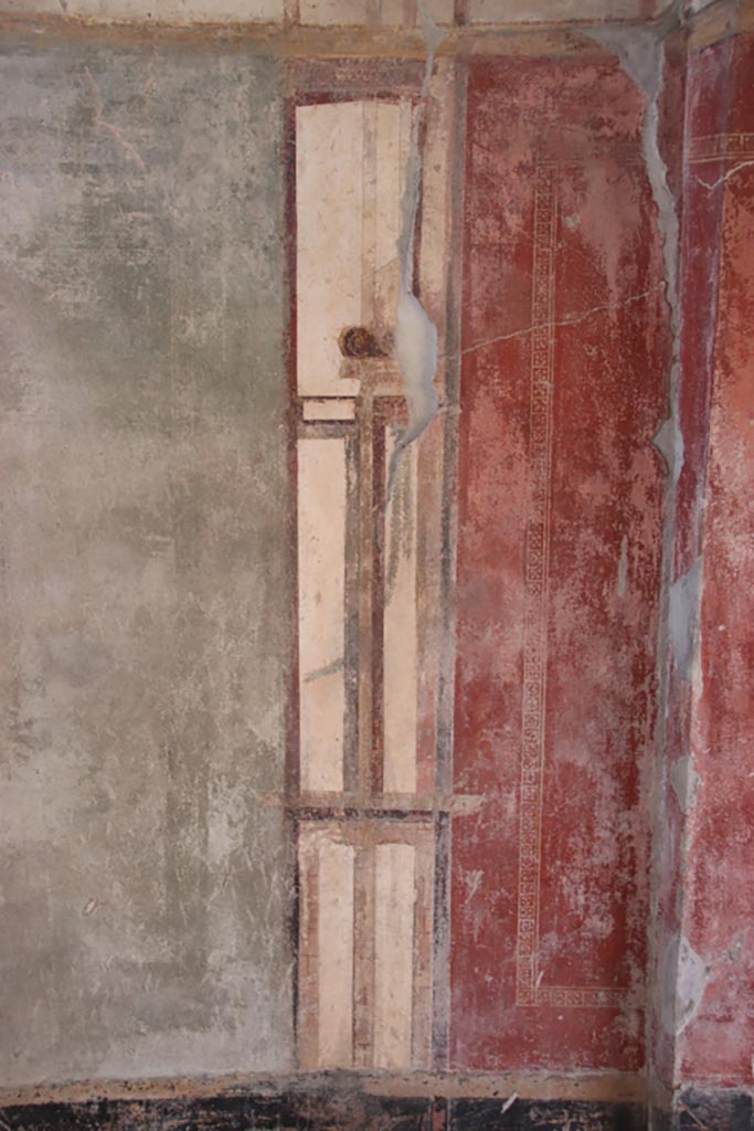 V.4.a Pompeii. October 2023. Room ‘s’, detail from west wall. Photo courtesy of Klaus Heese.

