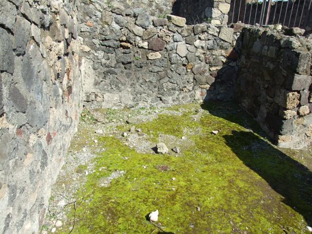 VI.1.3 Pompeii.  March 2009.  Area at rear of stairs to upper floor, linking VI.1.2 to VI.1.4.